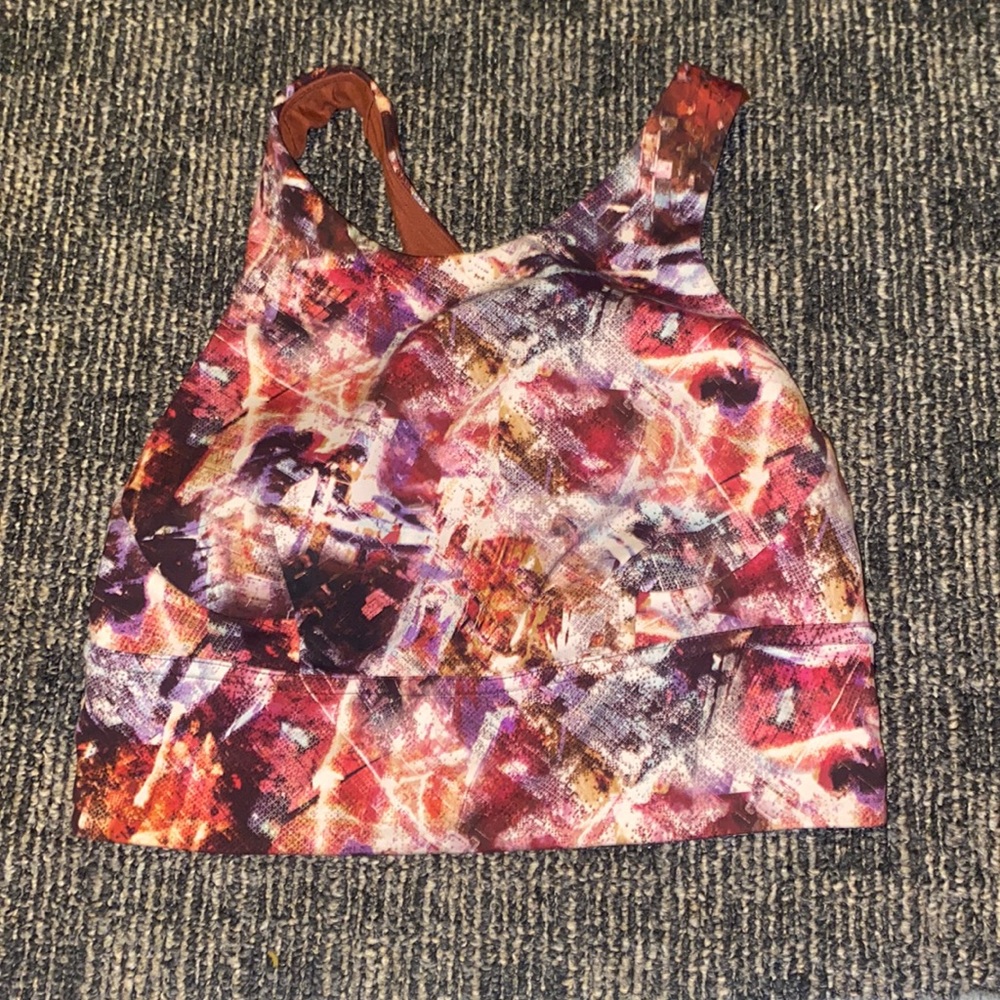 Lululemon High Neck Sports Bra Size 6